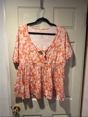 torrid Orange and White Floral Tie-Front Peplum Top
